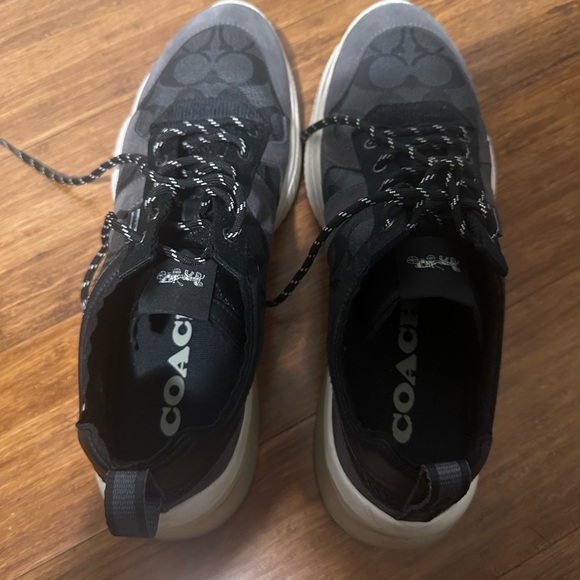 Coach shoes - Picture 2 of 8